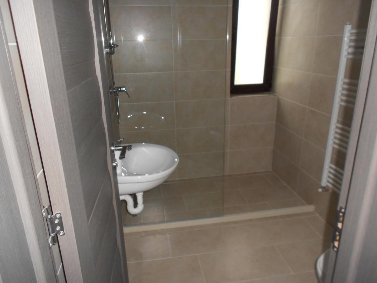 Andrana Hotel Caciulata Buitenkant foto