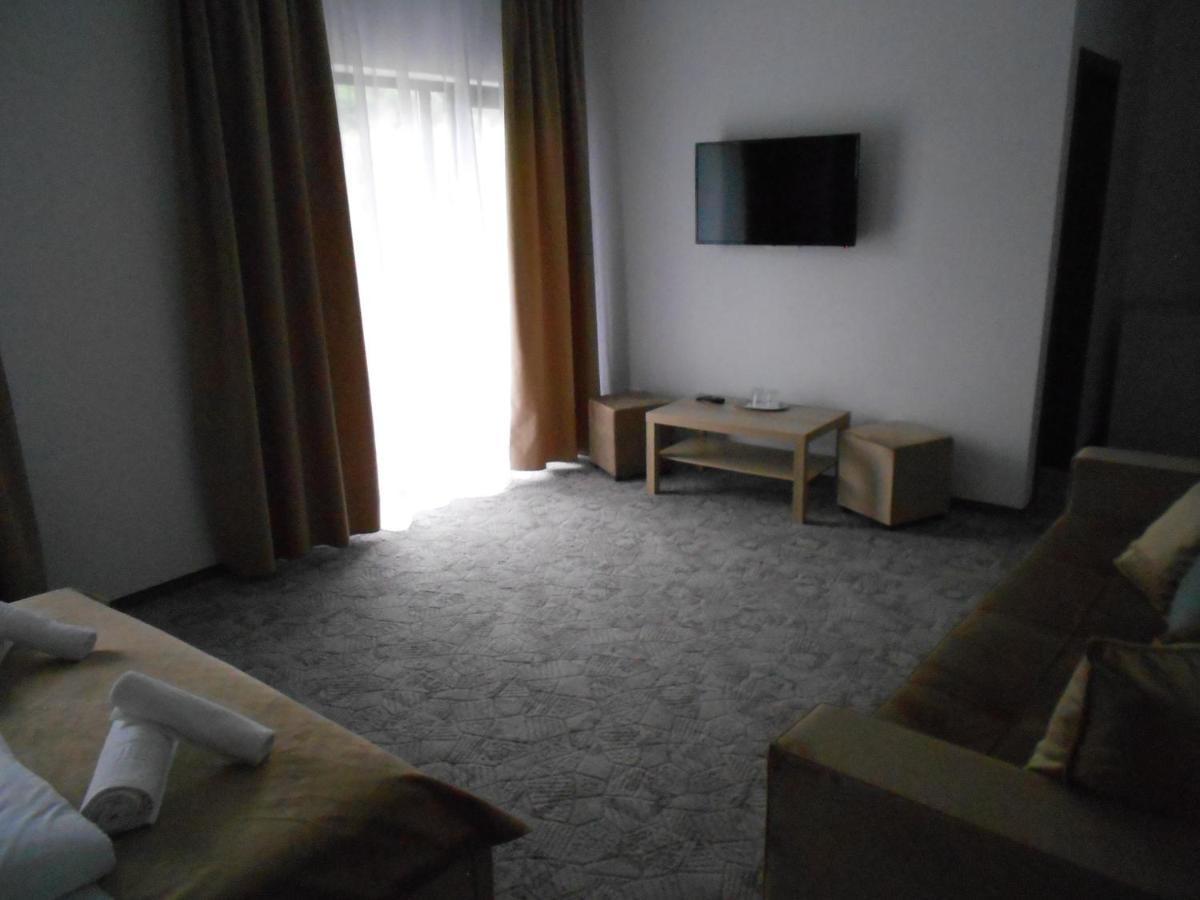 Andrana Hotel Caciulata Buitenkant foto