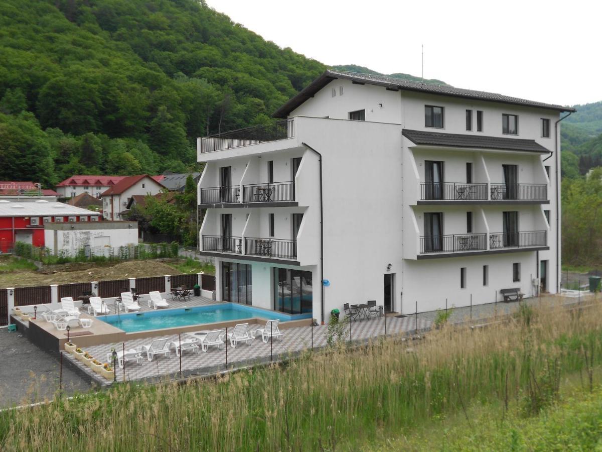 Andrana Hotel Caciulata Buitenkant foto